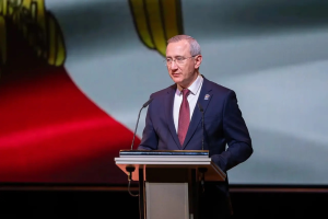 В Калужской области отметили 10-летие Росгвардии и 215-летие войск правопорядка.