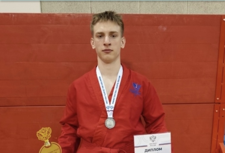 Калужские спортсмены завоевали медали на первенстве России по универсальному бою