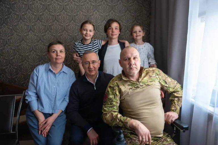 Глава региона Владислав Шапша поделился трогательной историей семьи Кузнецовых.