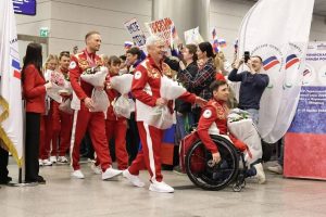 Российская паралимпийская сборная с триумфом вернулась домой!