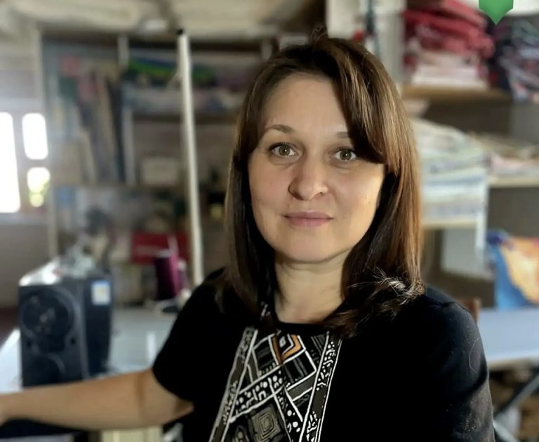 Соцконтракт помог жительнице Тарусы превратить семейное хобби в бизнес