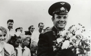 Калужанам показали исторические кадры с Юрием Гагариным на калужской земле