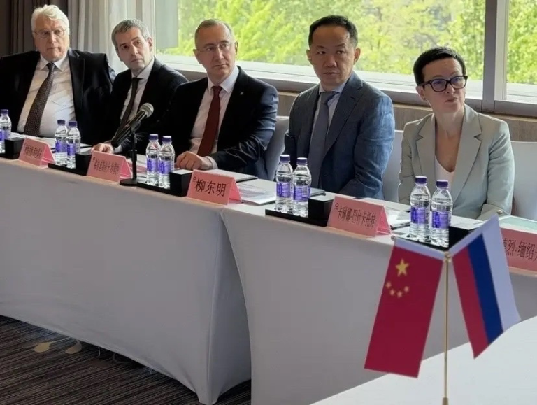 Губернатор Калужской области работает с деловым визитом в Китае