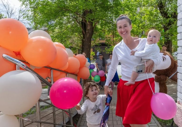 В Калужской области расширяют сеть пунктов проката для семей с новорождёнными